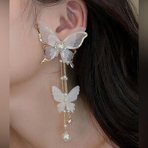 Elegant Butterfly Fashion Earrings